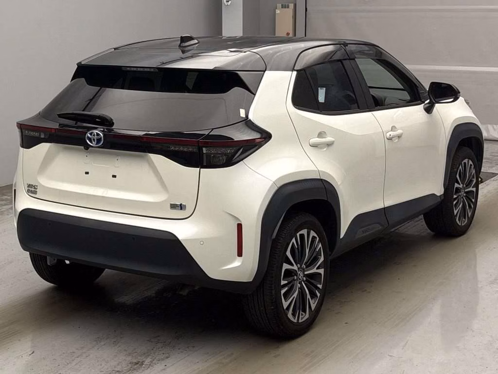 TOYOTA YARIS CROSS