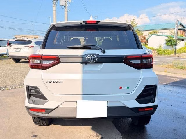 TOYOTA RAIZE