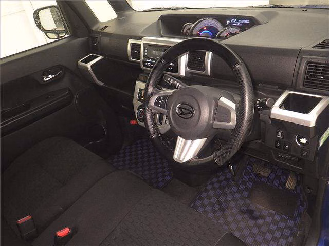 DAIHATSU WAKE