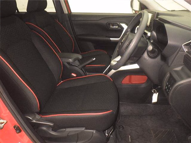 DAIHATSU ROCKY