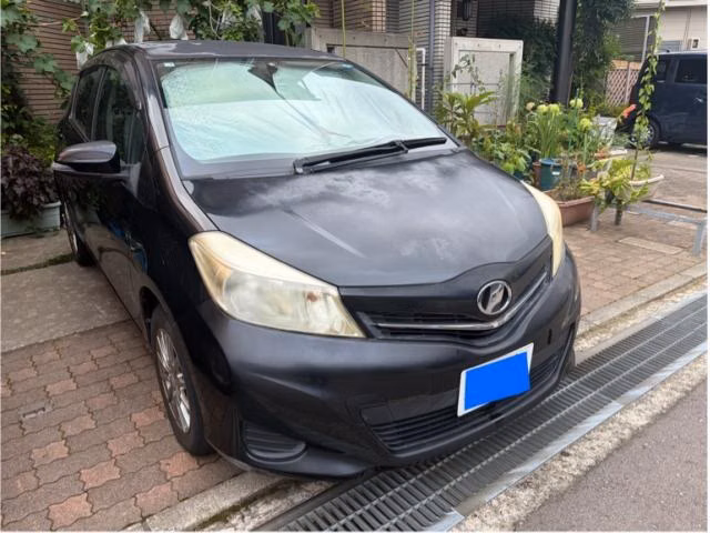 TOYOTA VITZ