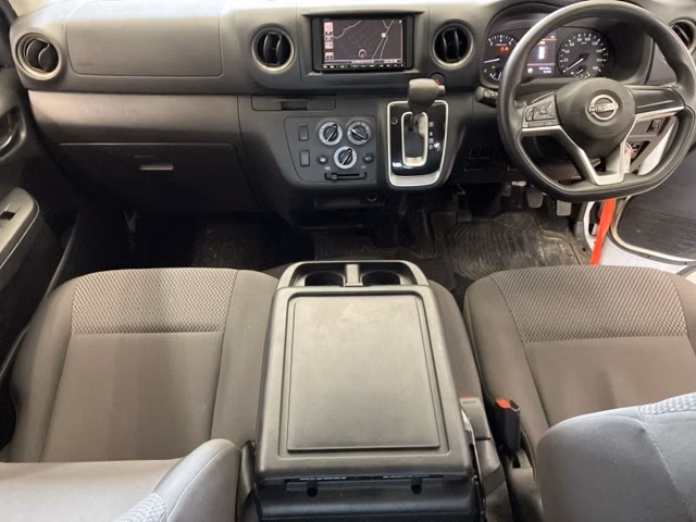 NISSAN CARAVAN