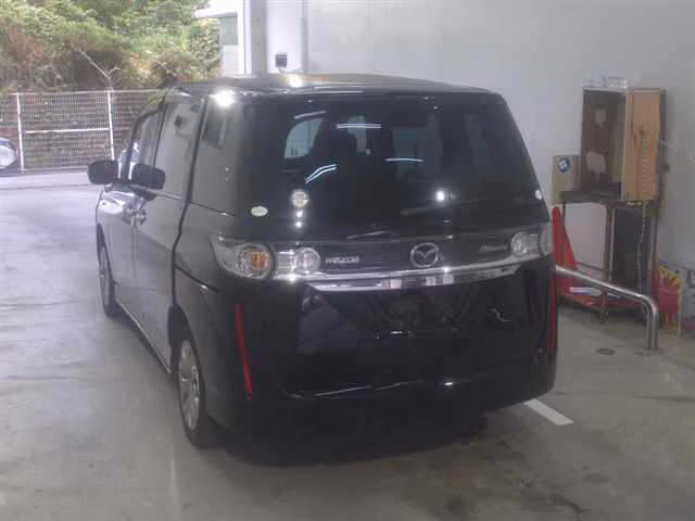 MAZDA BIANTE
