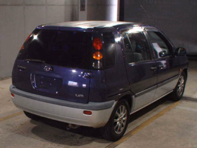 TOYOTA RAUM