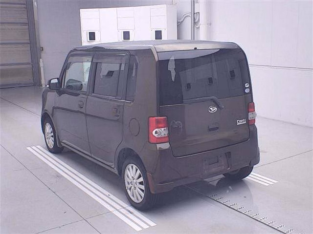 DAIHATSU MOVE CONTE