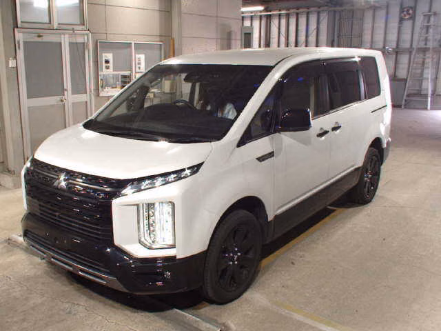 MITSUBISHI DELICA D:5