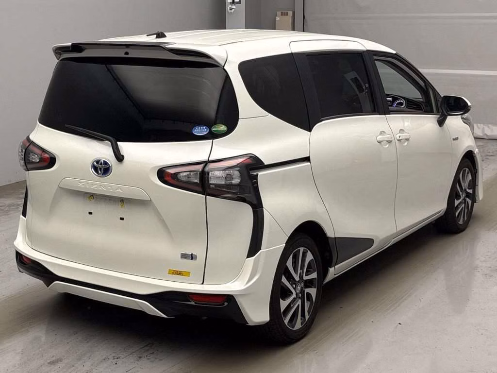 TOYOTA SIENTA