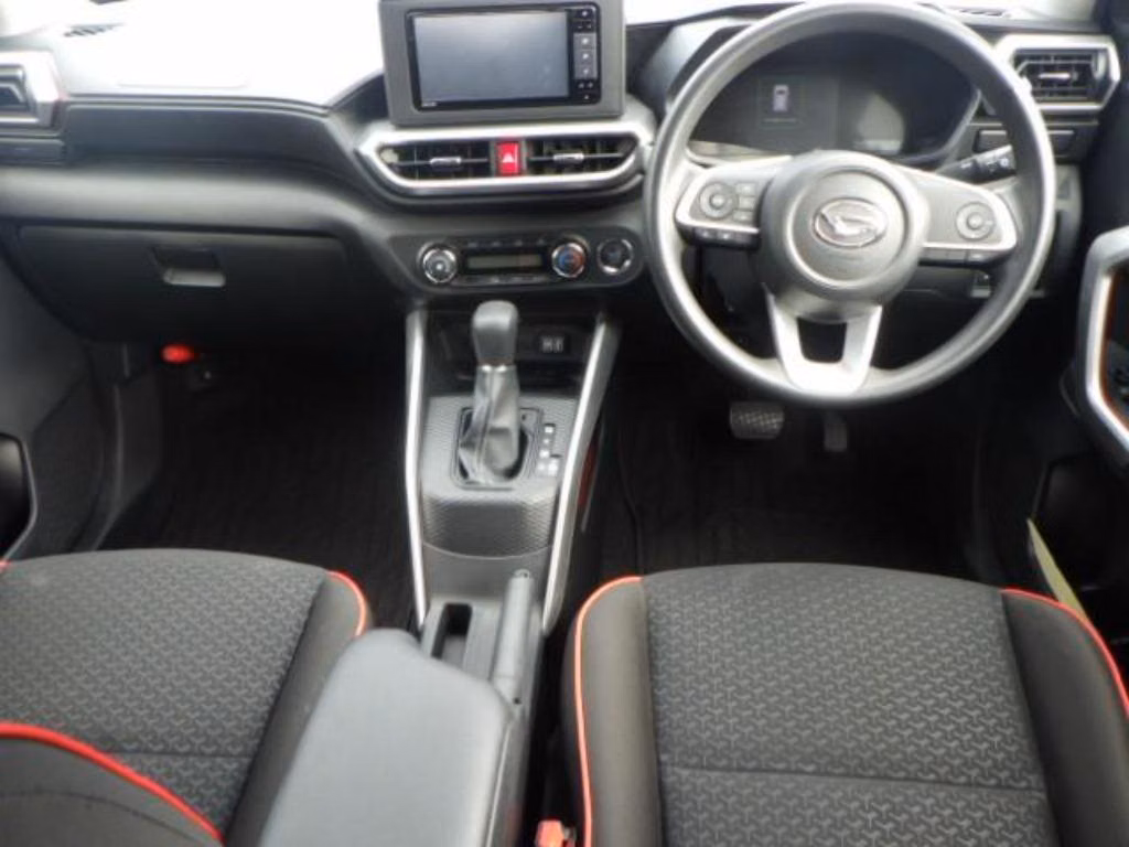 DAIHATSU ROCKY