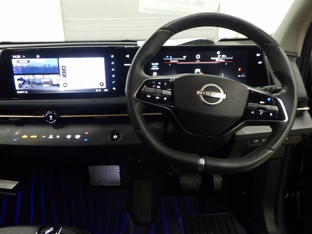 NISSAN ARIYA