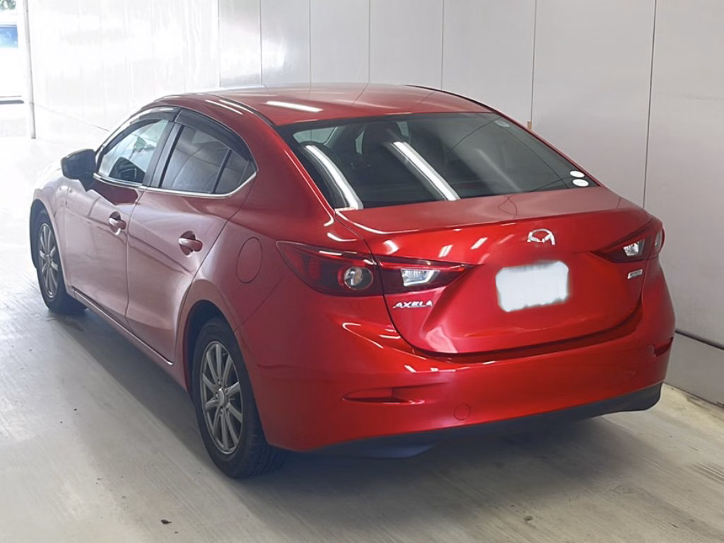 MAZDA AXELA