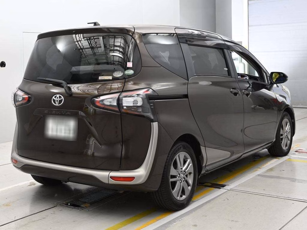 TOYOTA SIENTA
