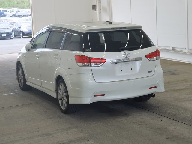 TOYOTA WISH