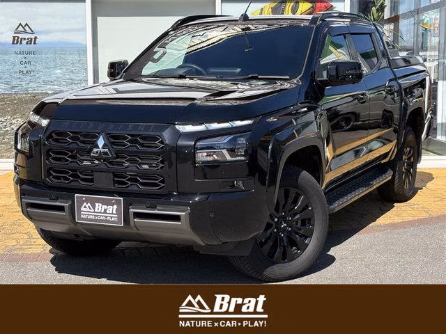 MITSUBISHI TRITON