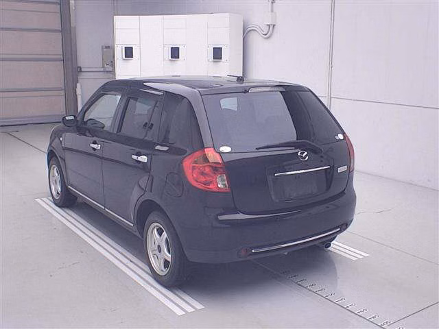 MAZDA VERISA