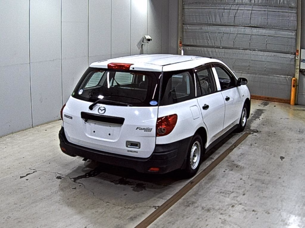 MAZDA FAMILIA