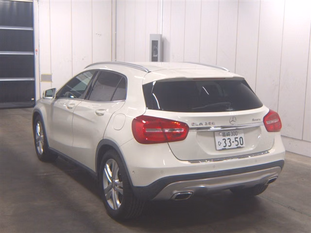 MERCEDES-BENZ GLA-CLASS