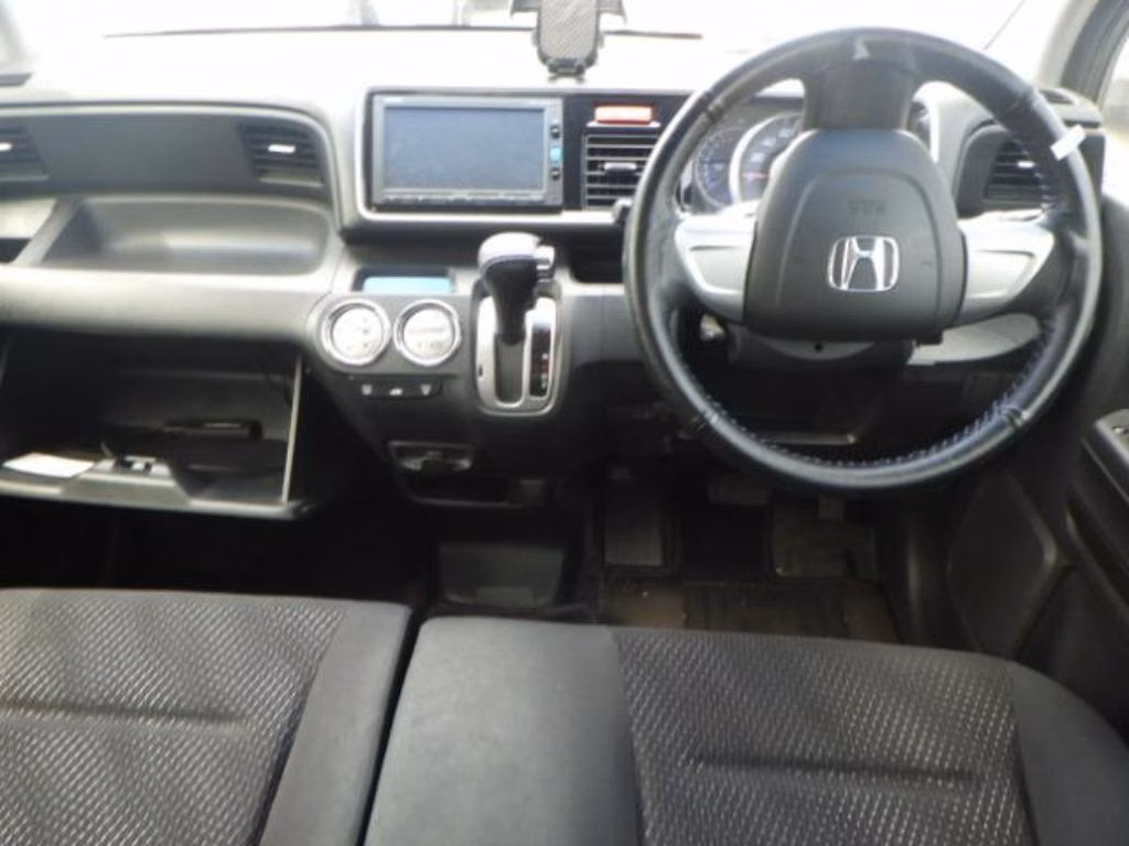 HONDA LIFE