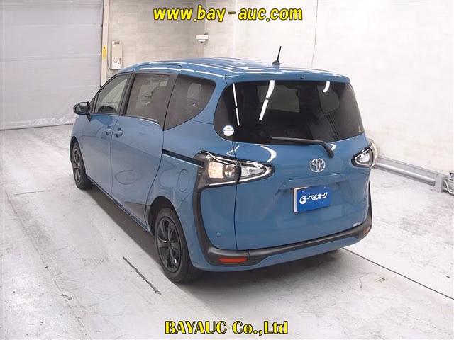 TOYOTA SIENTA