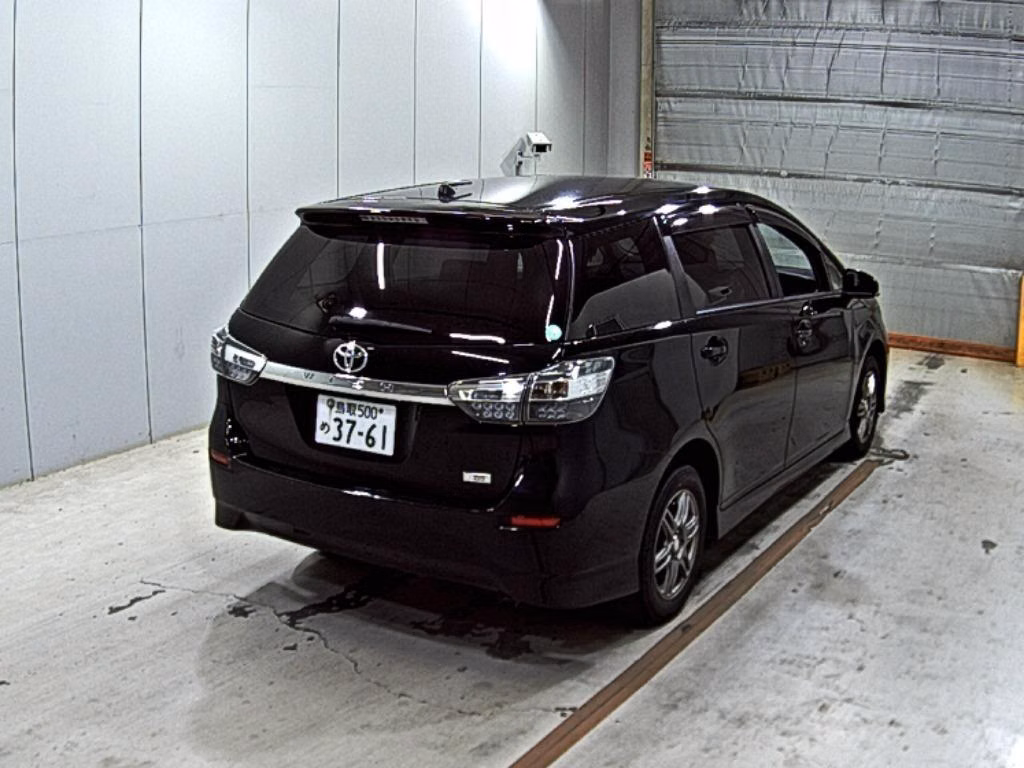 TOYOTA WISH