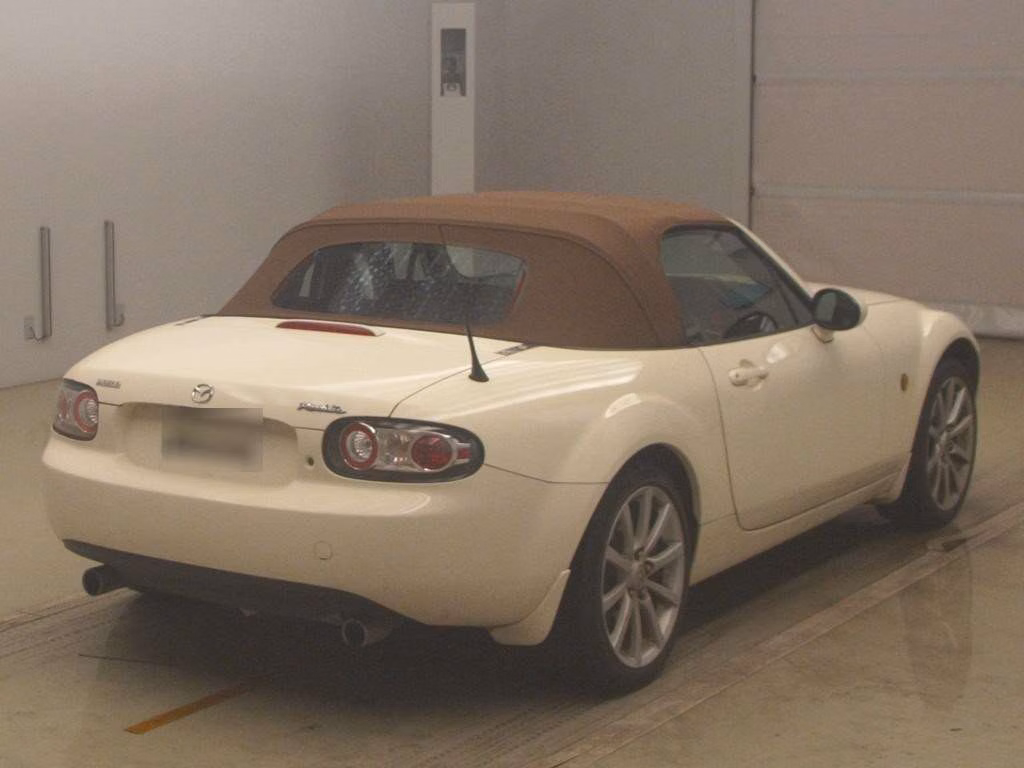 MAZDA ROADSTER