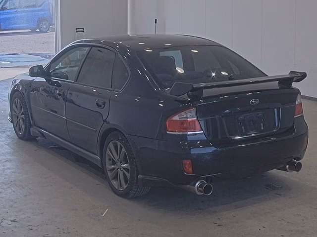 SUBARU LEGACY B4