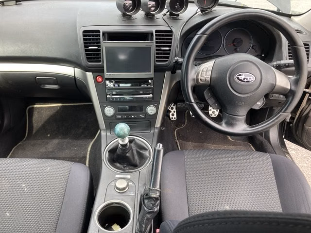 SUBARU LEGACY B4