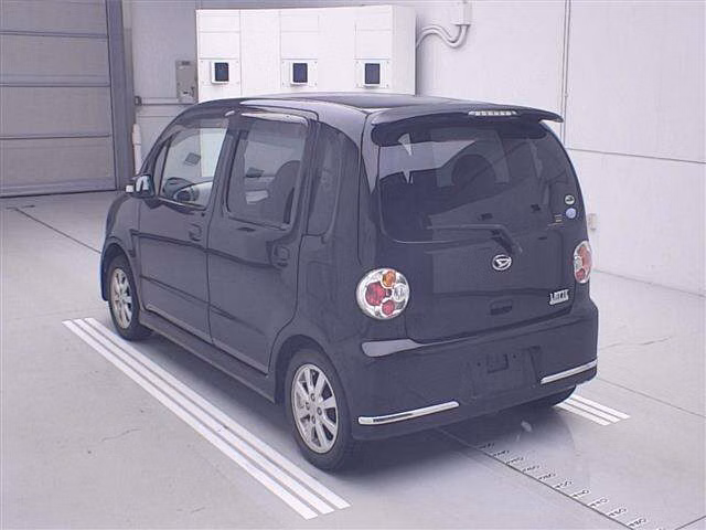 DAIHATSU MOVE LATTE
