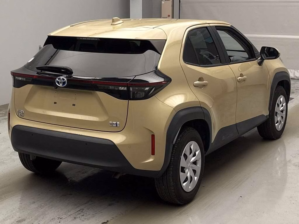 TOYOTA YARIS CROSS