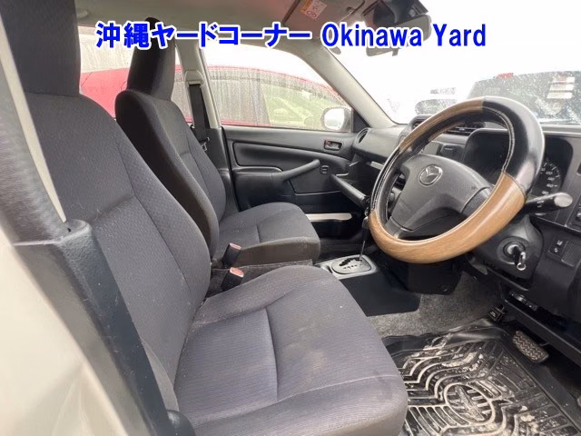 MAZDA FAMILIA
