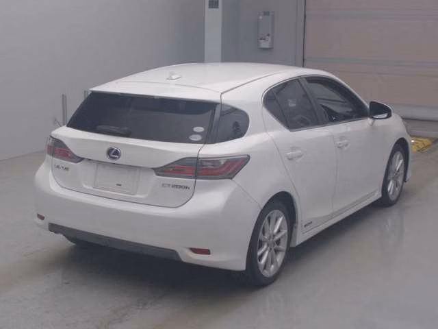 LEXUS CT200H