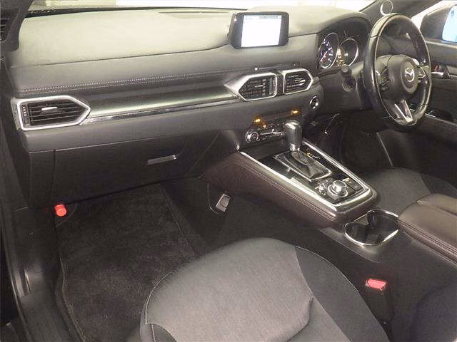 MAZDA CX-8