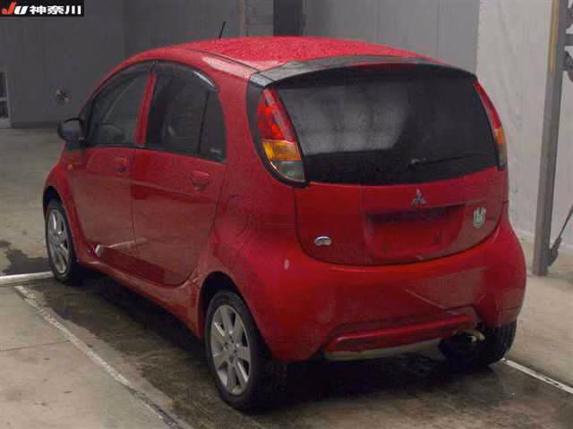MITSUBISHI I