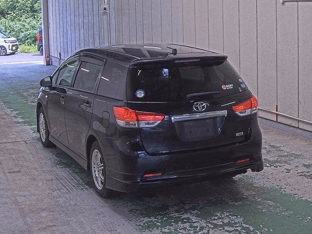 TOYOTA WISH