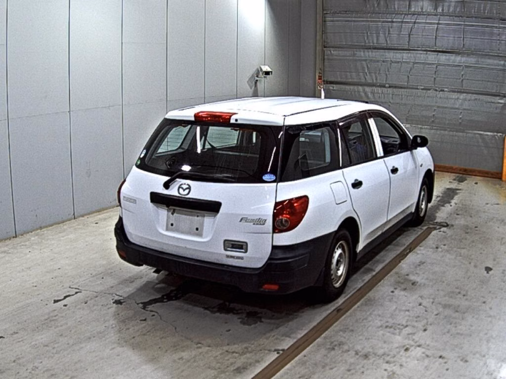 MAZDA FAMILIA