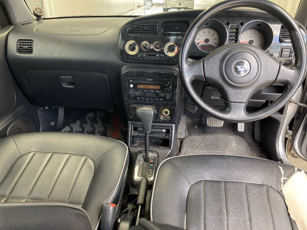 DAIHATSU MIRA GINO