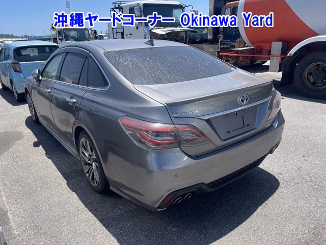 TOYOTA CROWN