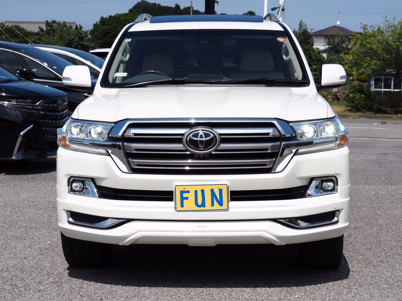 TOYOTA LAND CRUISER