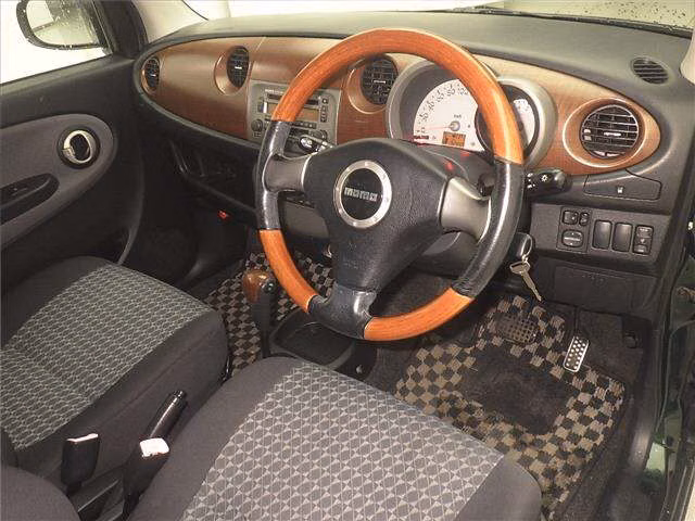 DAIHATSU MIRA GINO