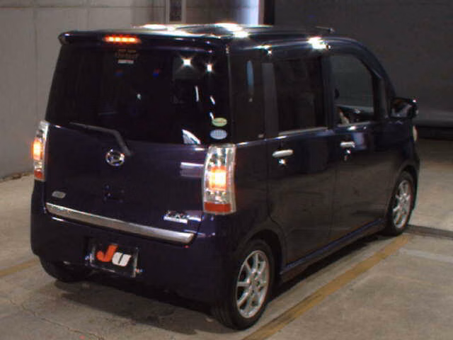 DAIHATSU TANTO EXE