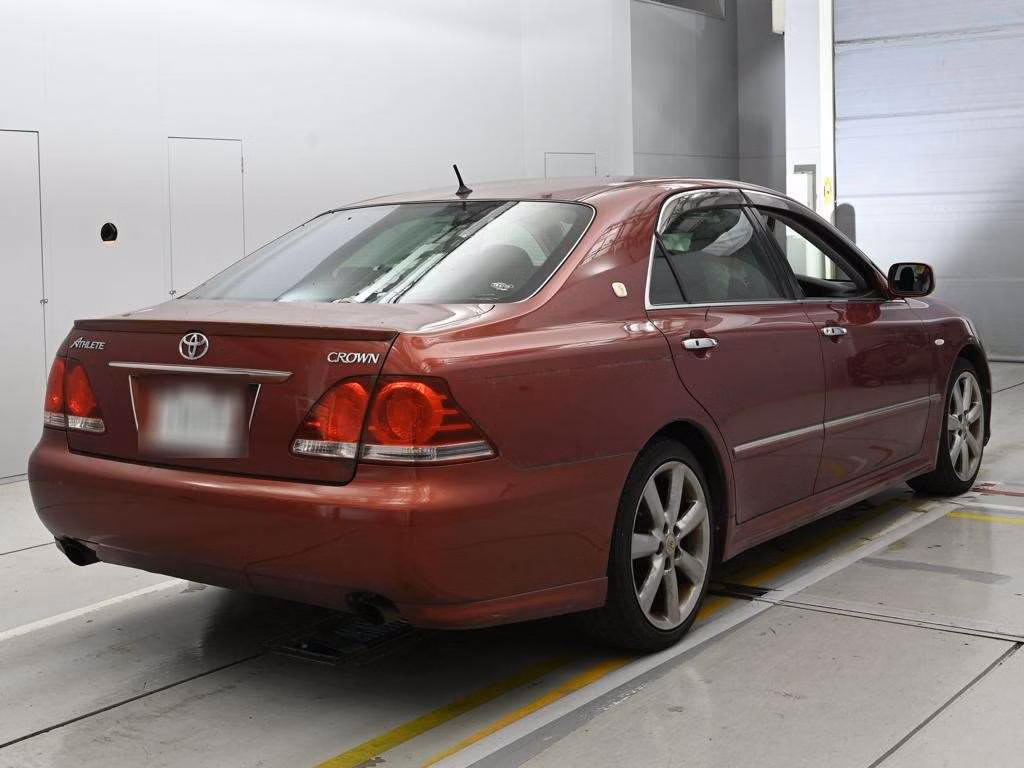 TOYOTA CROWN