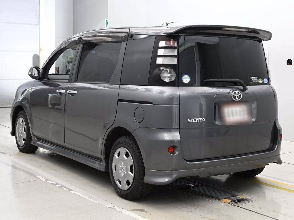 TOYOTA SIENTA