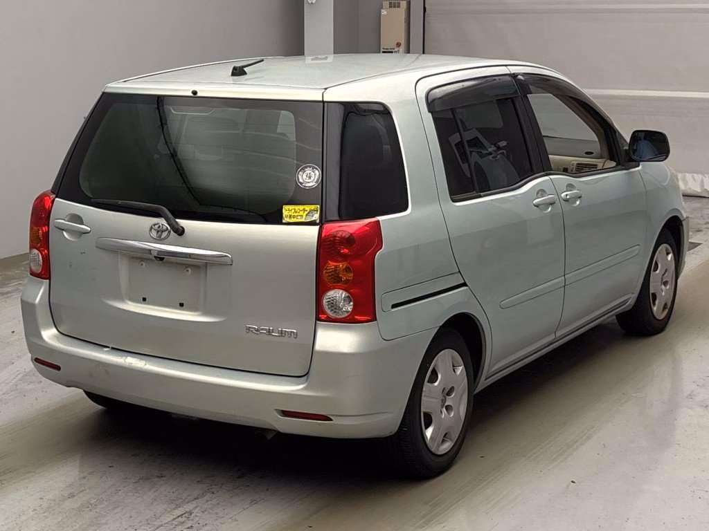 TOYOTA RAUM
