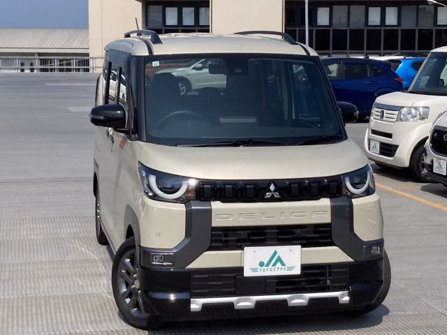 MITSUBISHI DELICA MINI