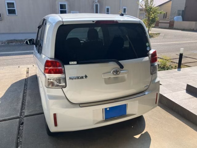 TOYOTA SPADE