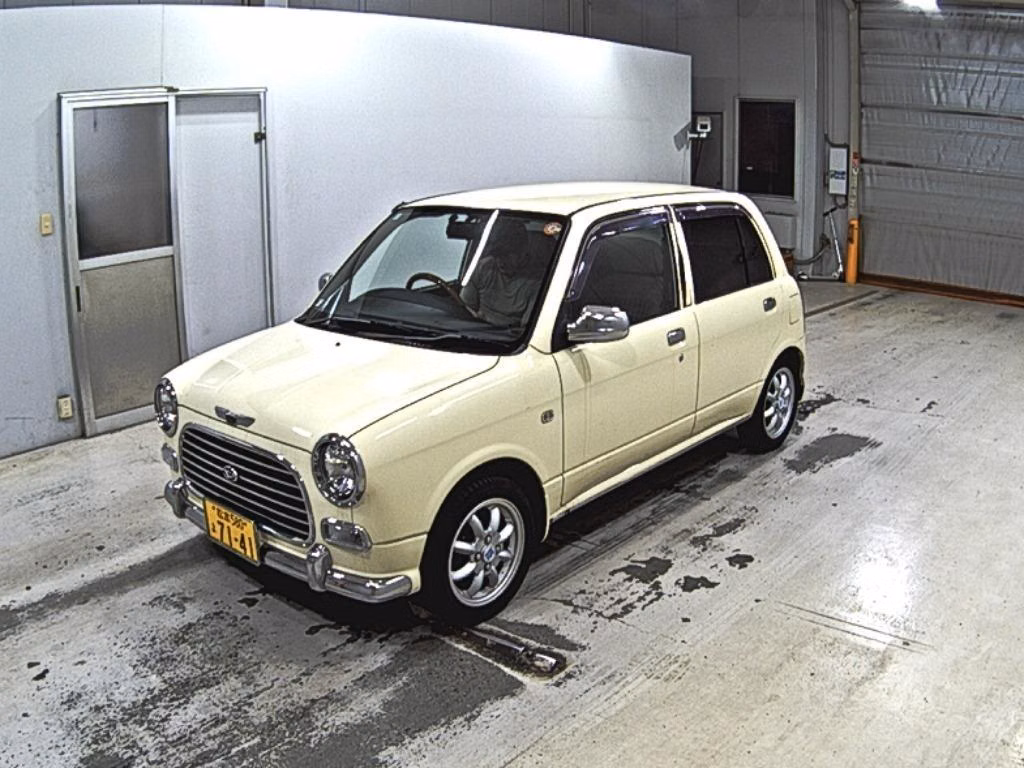 DAIHATSU MIRA GINO
