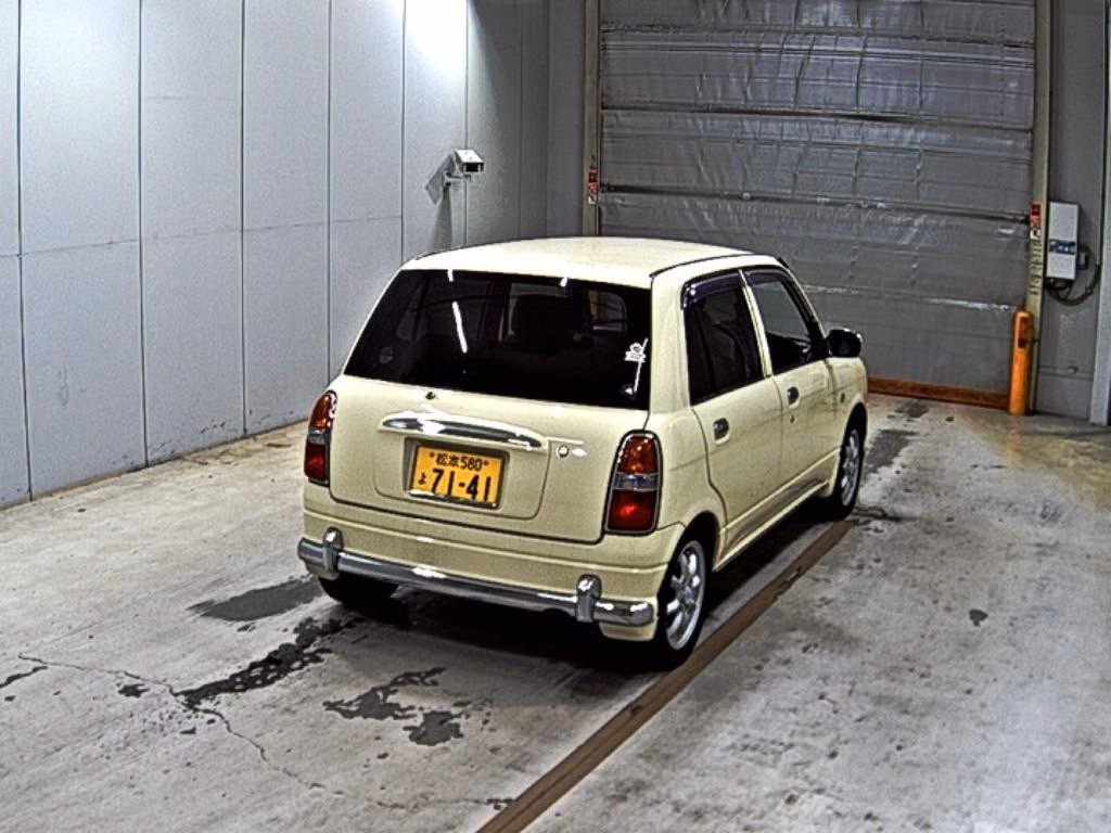 DAIHATSU MIRA GINO