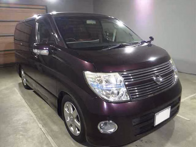 NISSAN ELGRAND