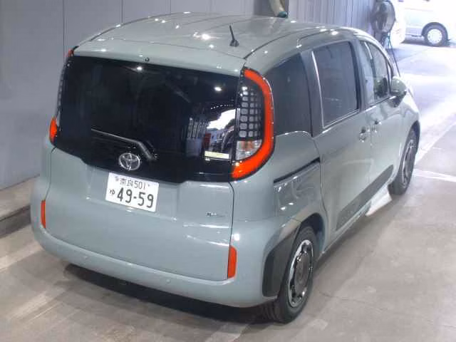 TOYOTA SIENTA