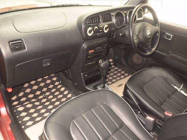 DAIHATSU MIRA GINO