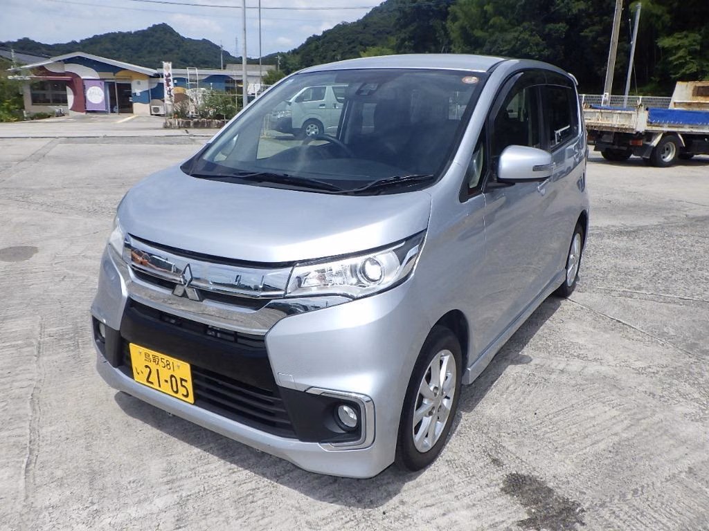 MITSUBISHI EK CUSTOM